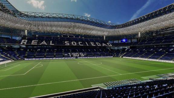 Main Grandstand views