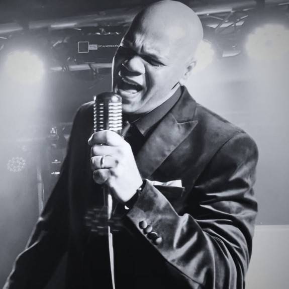 Malcolm Fovague & The Fovagues + special guest DJ's
