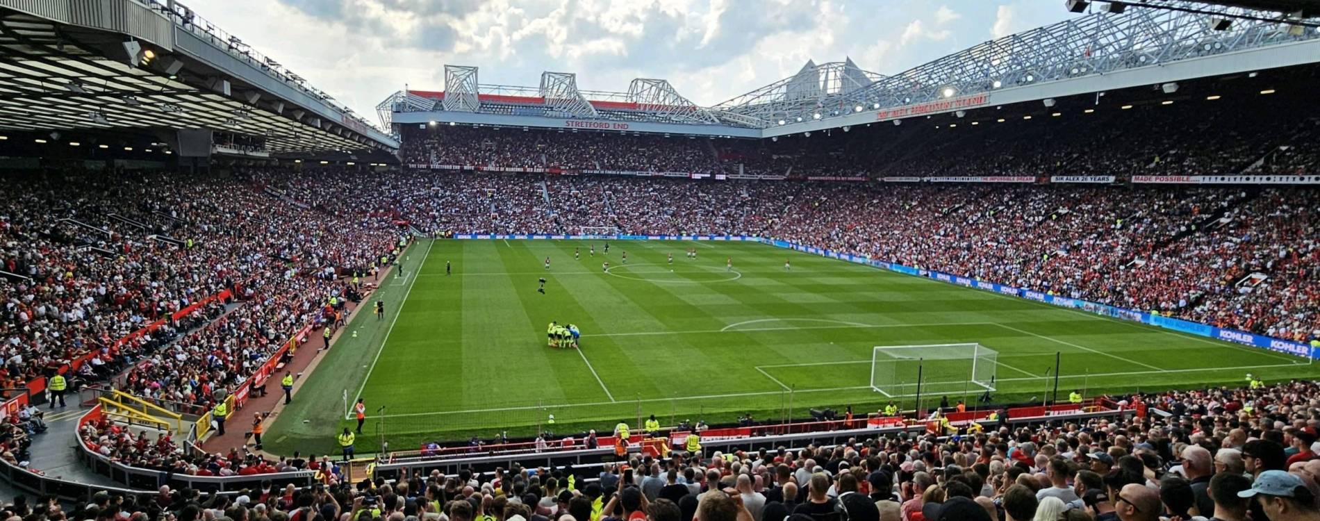 Manchester United take on Arsenal at Old Trafford