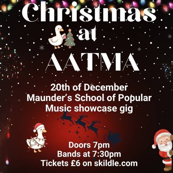 Maunder's Christmas Gig