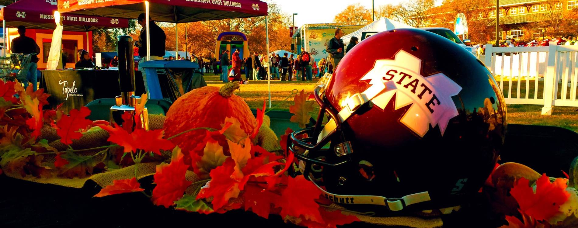 Mississippi State will play Ole Miss for the Egg Bowl this Thanksgiving