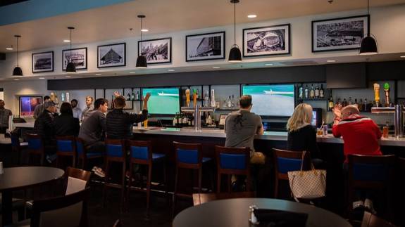 Moda Center Courtside Club