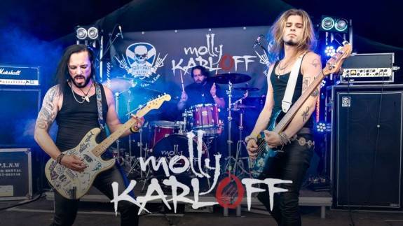 MOLLY KARLOFF plus SUPPORT