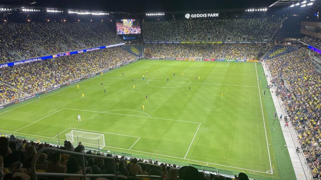 Nashville SC playing Houston Dynamo at Geodis Park
