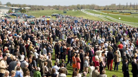 Newbury Racecourse crowd