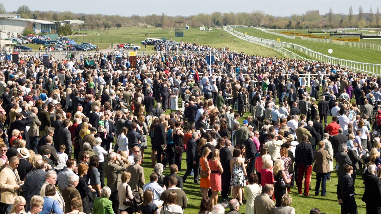 Newbury Racecourse crowd