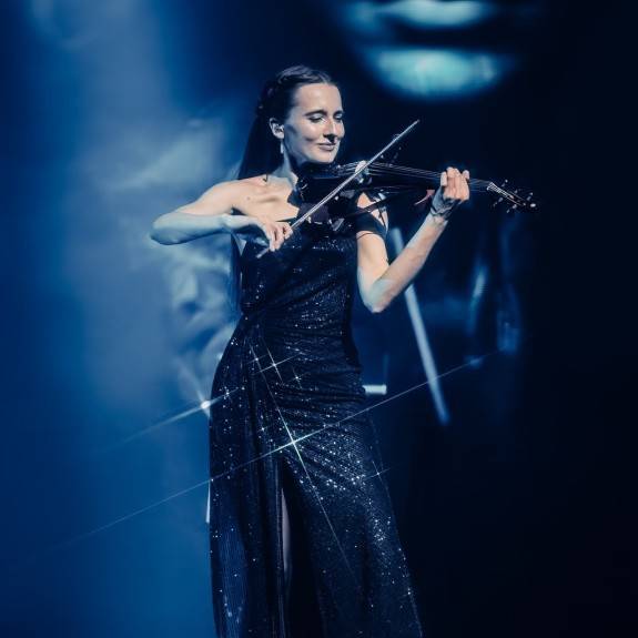 Olha Iliashenko on Violin