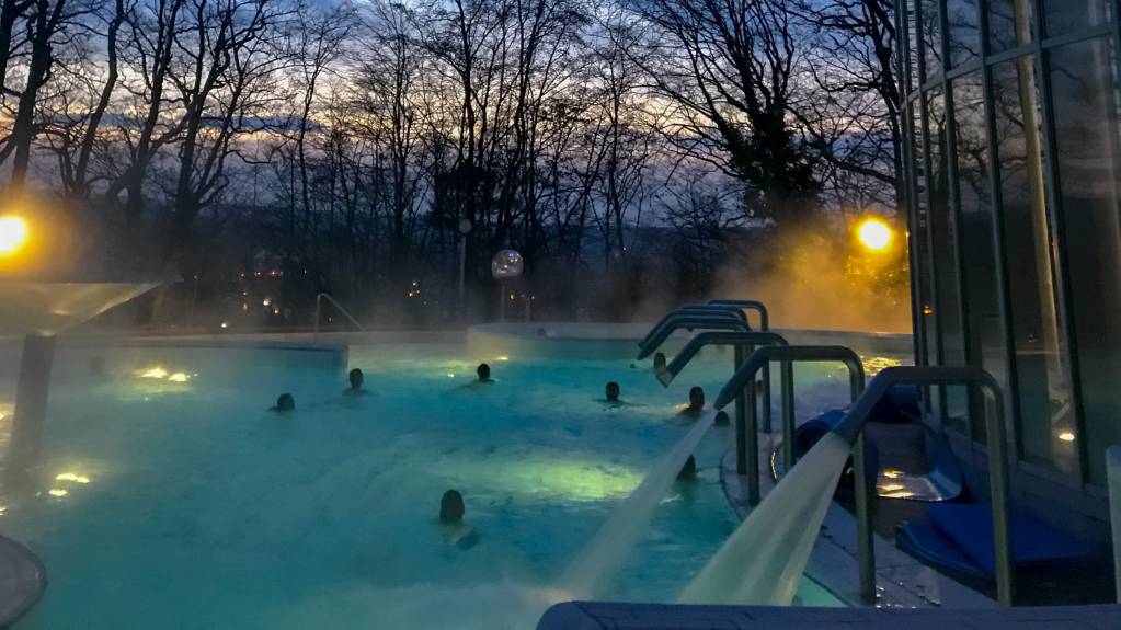 Outdoor pool at Thermes de Spa