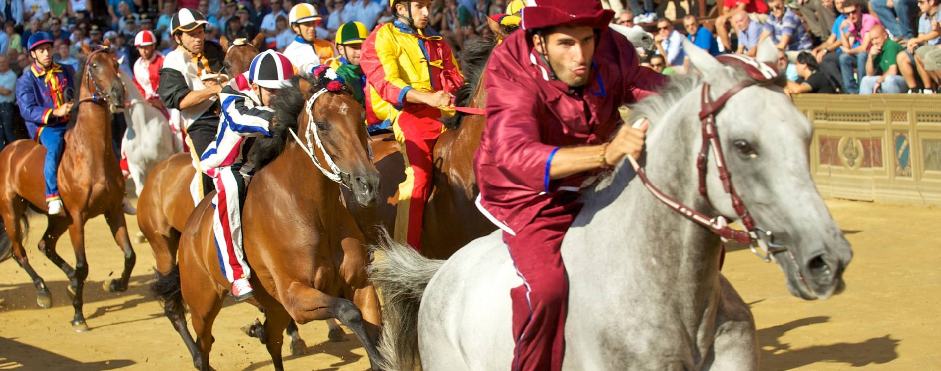 Palio di Siena riders