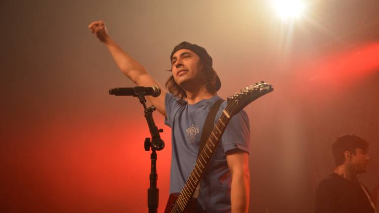 ミュージシャン RULE THE FATE pierce 2021 piercetheveil performing in Syracuse, NY 💥 🗓️: December