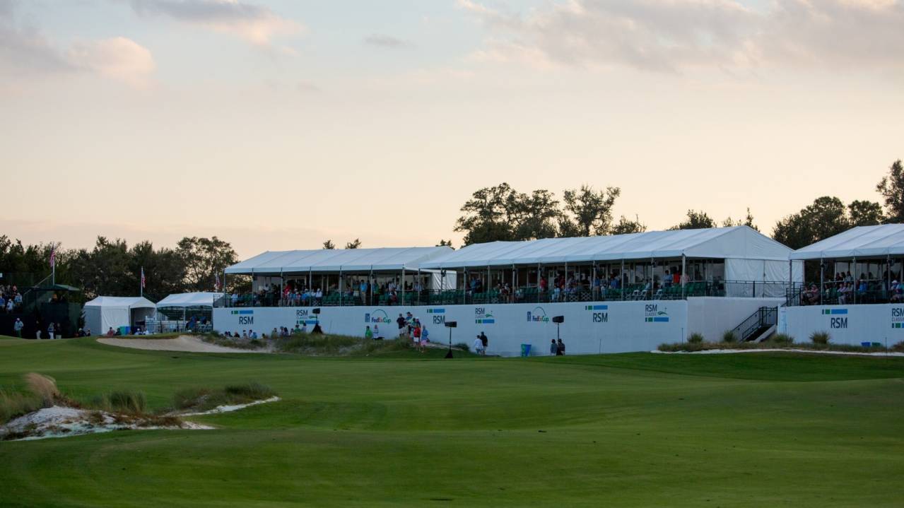 Private Chalets at 18