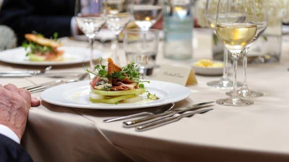 queen's stand restaurant