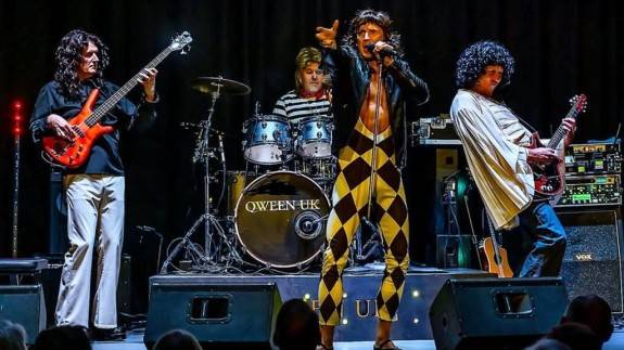 QWEEN UK - The Premier UK QUEEN tribute band