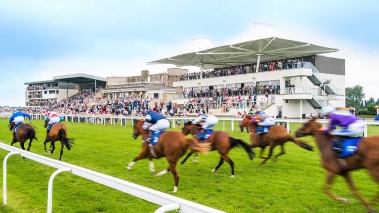 Easter Sunday Raceday