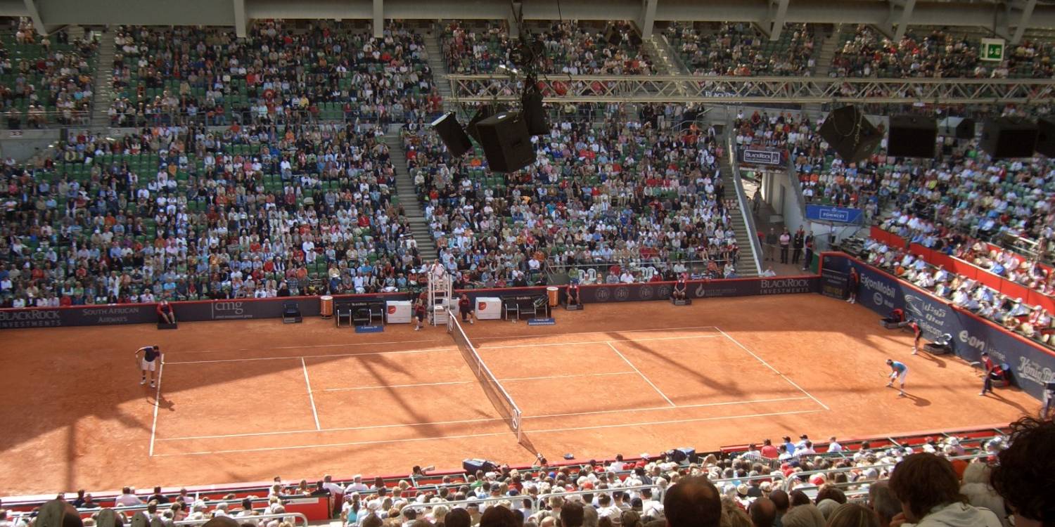 Rafael Nadal and Potito Starace compete at the Hamburg European Open