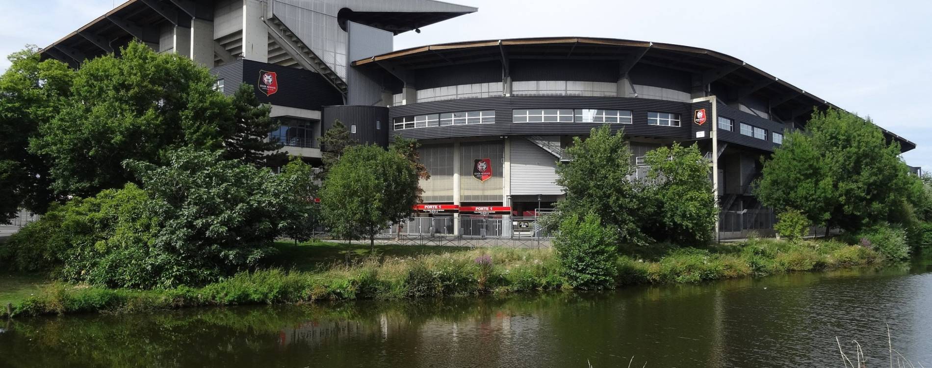 Roazhon Park exterior