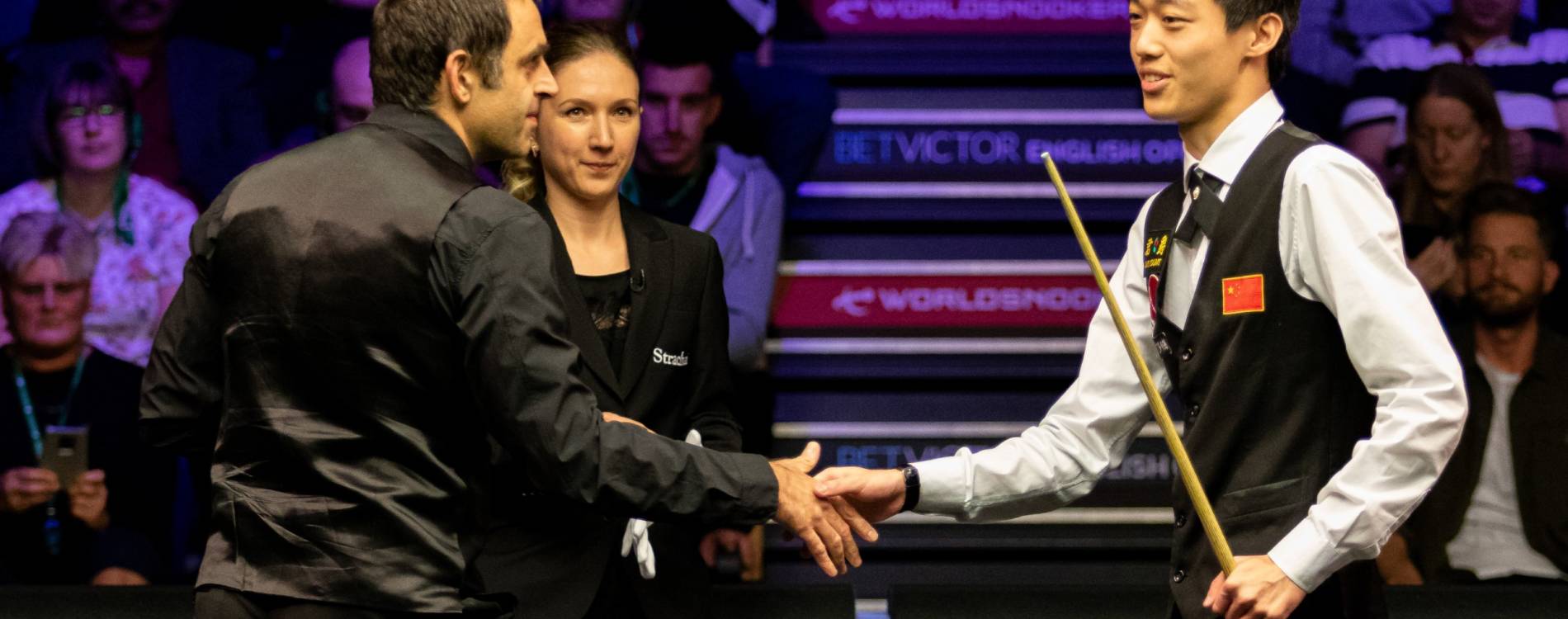 Ronnie O'Sullivan shakes hands with his opponent on the World Snooker Tour
