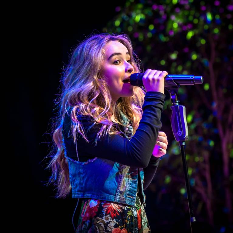 Sabrina Carpenter at Disney Social Media Moms Conference