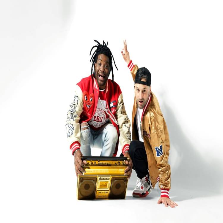 SKARRA MUCCI x MANUDIGITAL