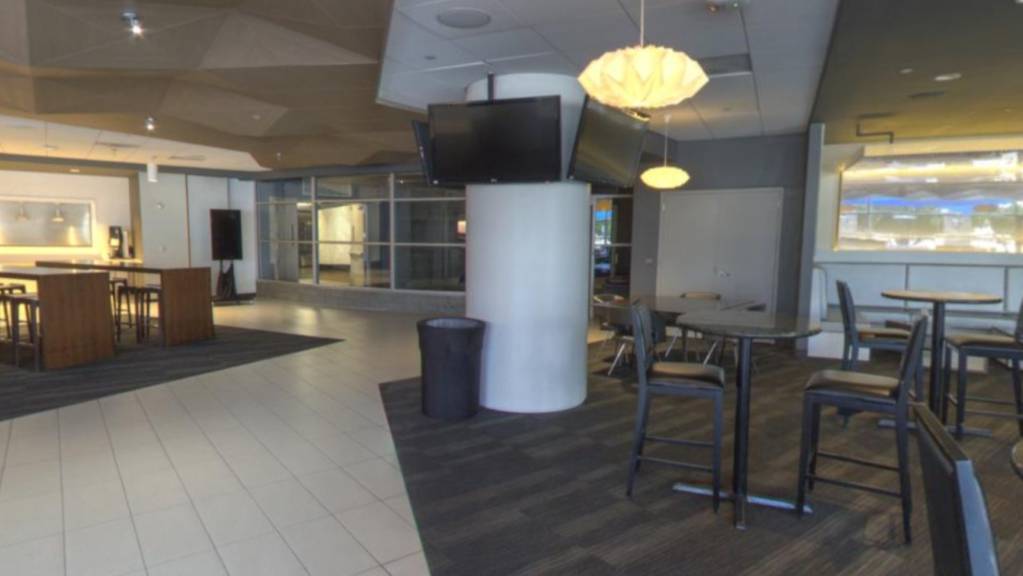 Smoothie King Center Courtside Inner