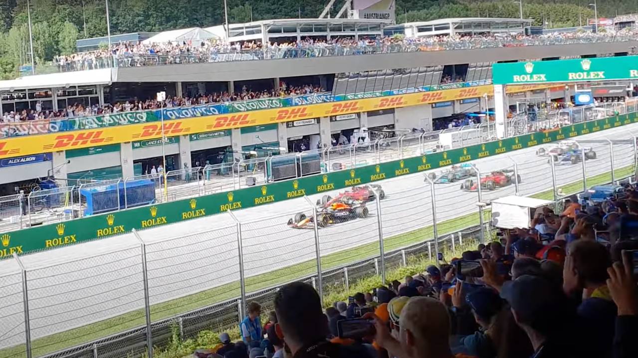 StartZiel Grandstand (Sections A, B, C, O, P & Q) F1 Austrian Grand