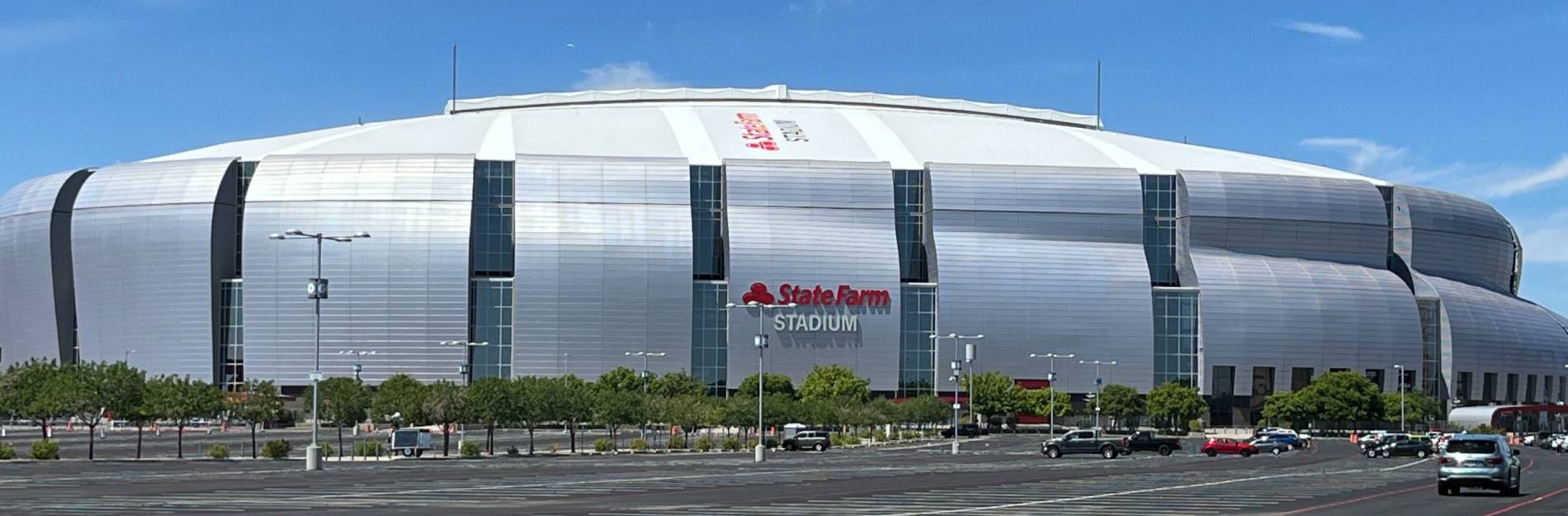 State Farm Stadium is located in Glendale, Arizona