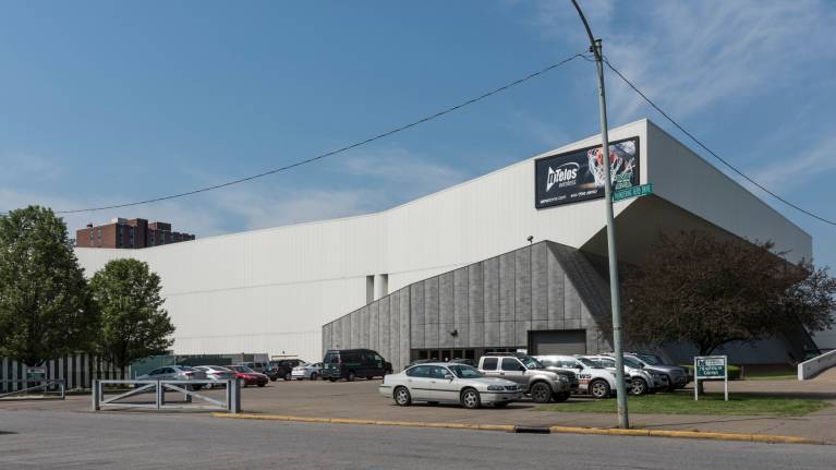 Cam Henderson Center