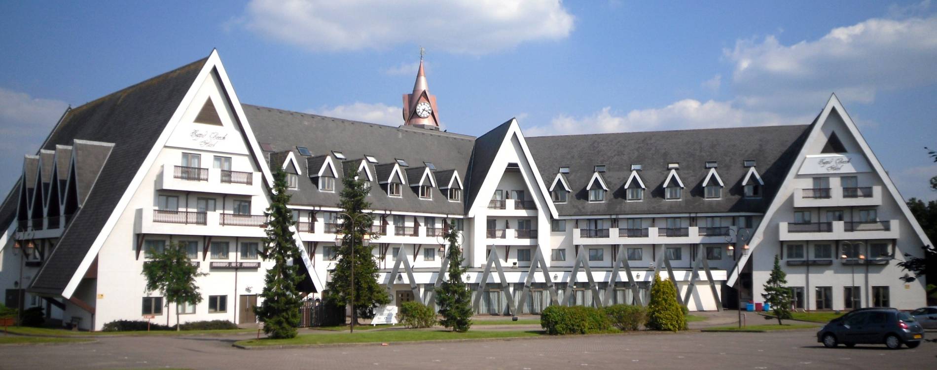 The Coppid Beech Hotel