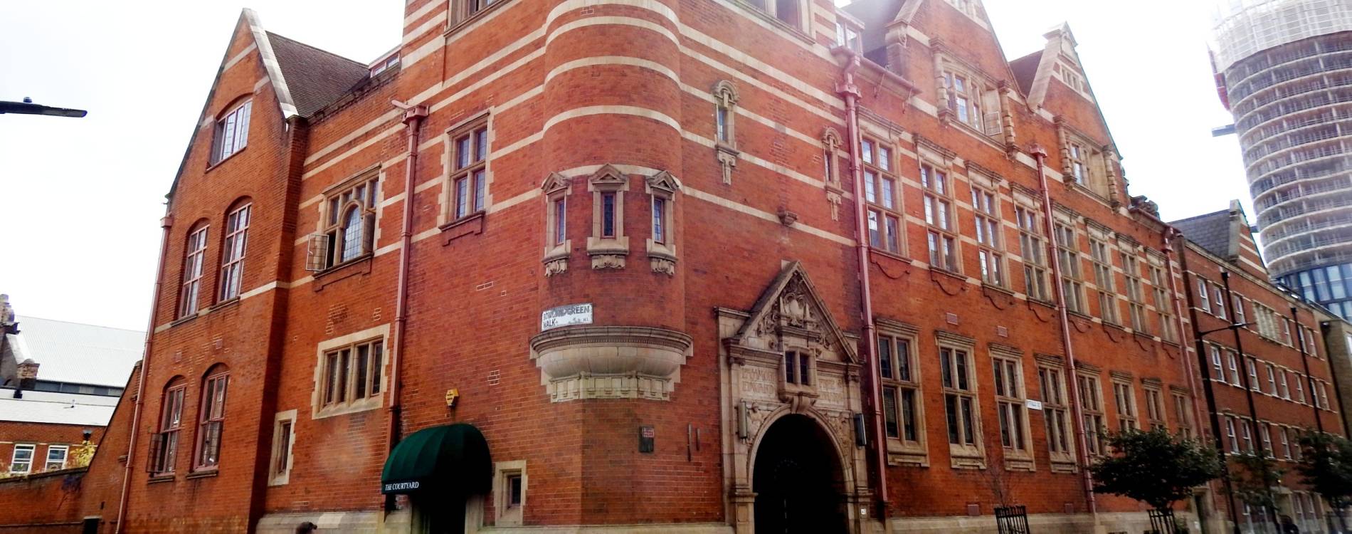 The Courtyard Theatre
