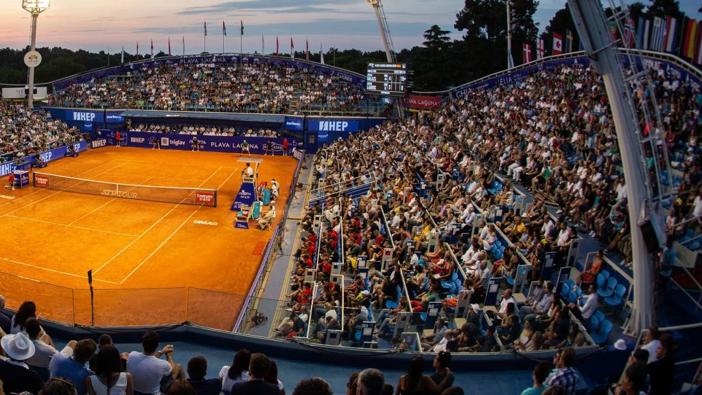 The east stand, at ATP Stadion Goran Ivanišević