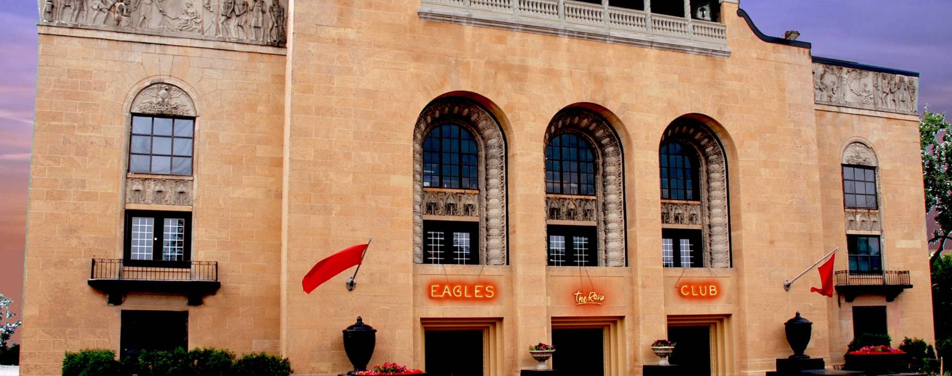 The Rave / Eagles Club