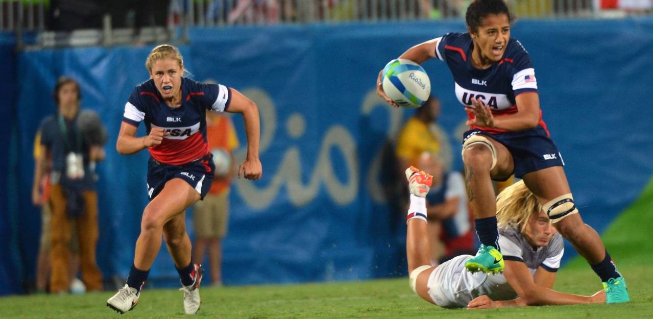 The United States women's rugby union team often plays in blue
