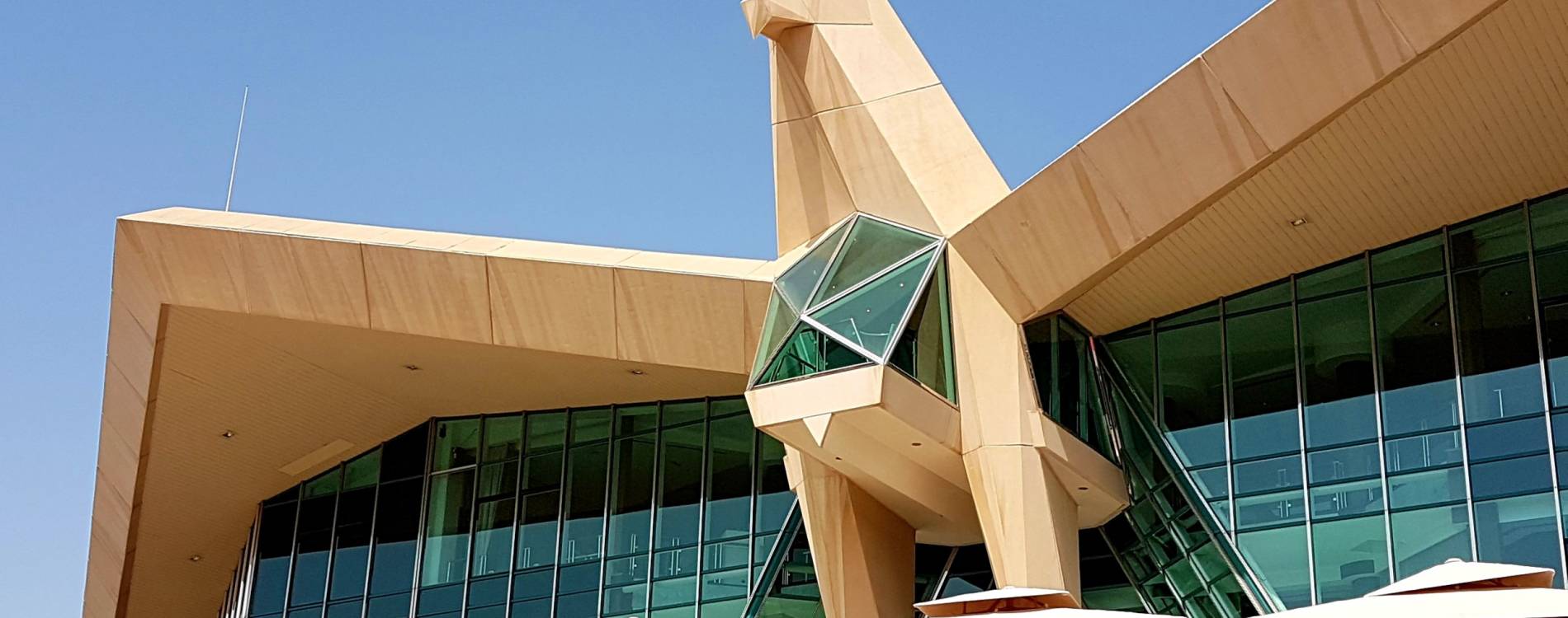 This event takes place at Abu Dhabi Golf Club