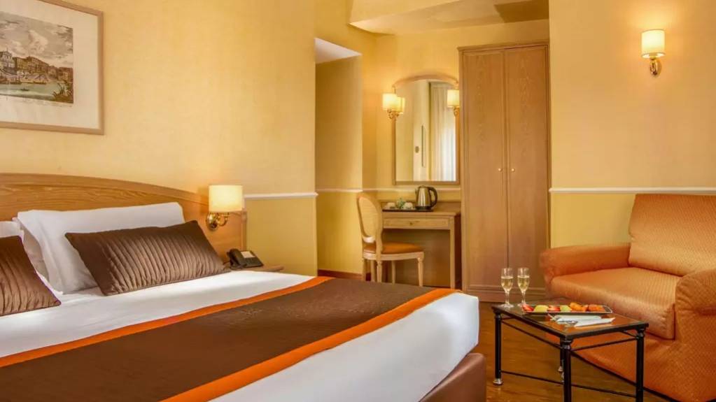 Tournament & Hotel Package