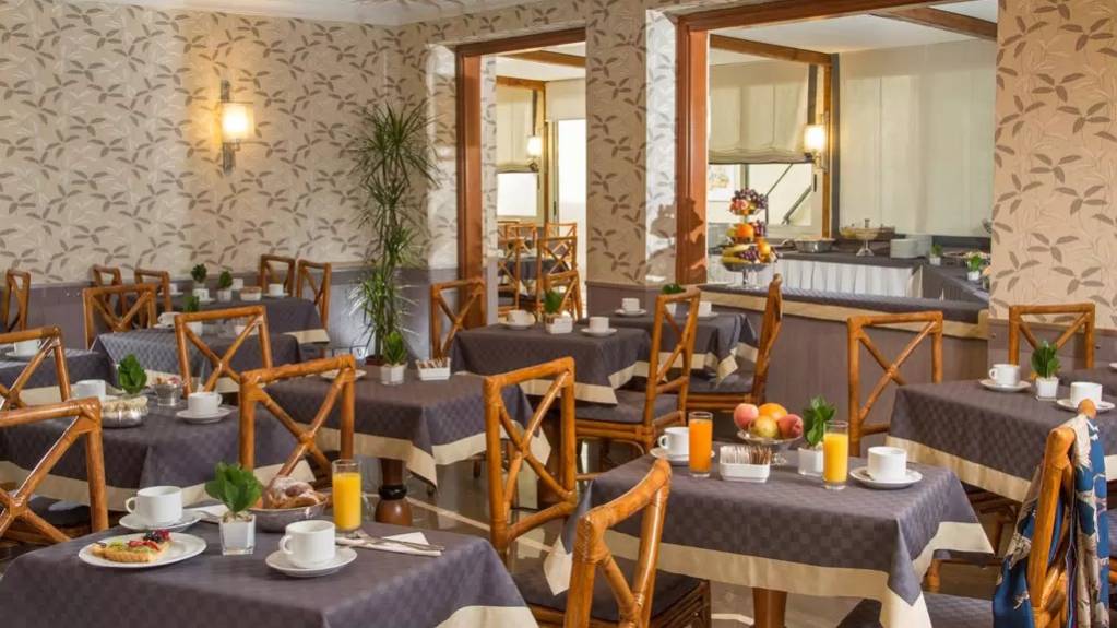 Tournament & Hotel Package