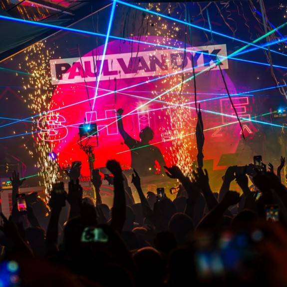 Trancecoda & Groovebox pres. Shine Open Air with Paul van Dyk