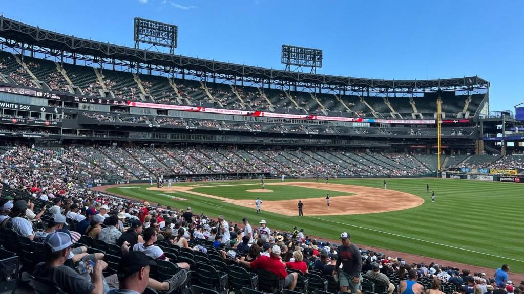 Lower (Sections 100159) Chicago White Sox vs Cleveland Guardians 8