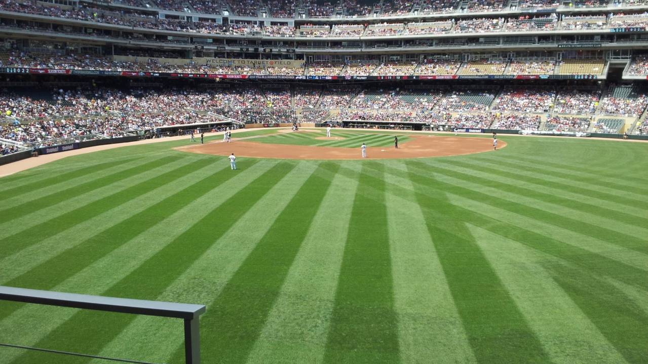 Outfield (Sections 132–138 & 237–240) | Minnesota Twins vs