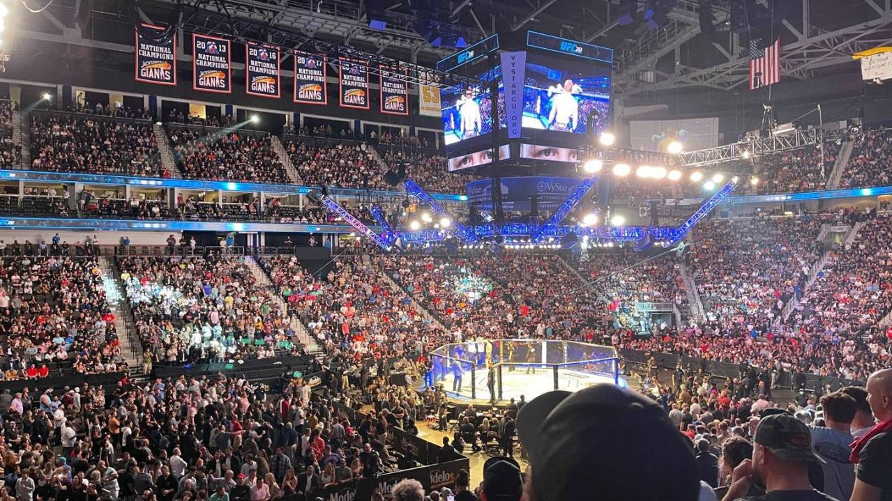 VyStar Veterans Memorial Arena