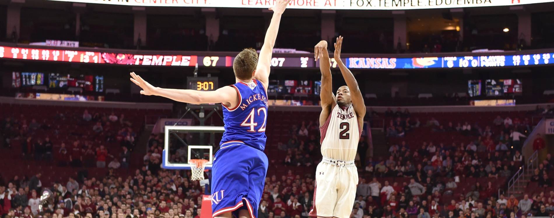 Will Cummings takes a shot for Temple Owls