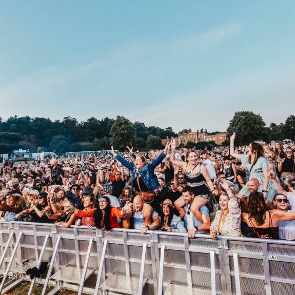 Word of Mouth Prosecco & Club Classics Festival @ Himley