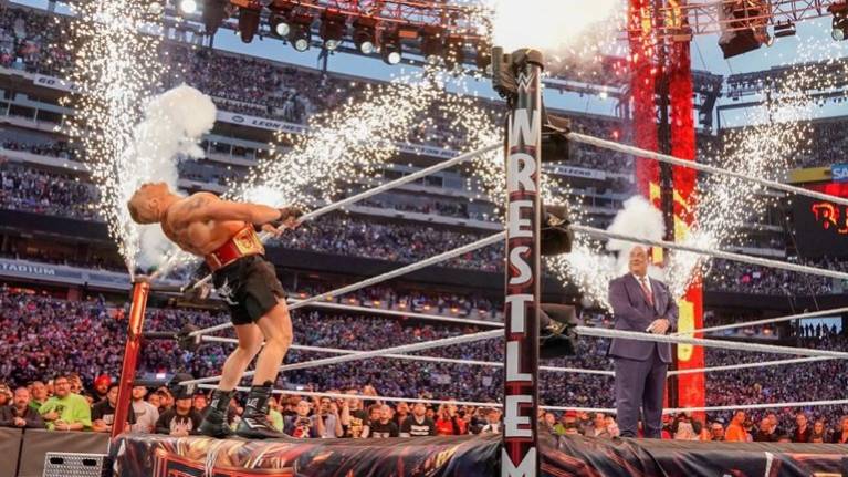 WWE Ringsider Package (Section 4)